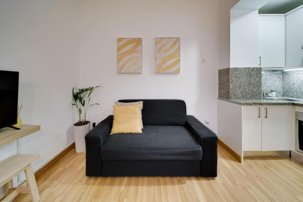 Encantador Apartamento Con Patio มาลากา ภายนอก รูปภาพ