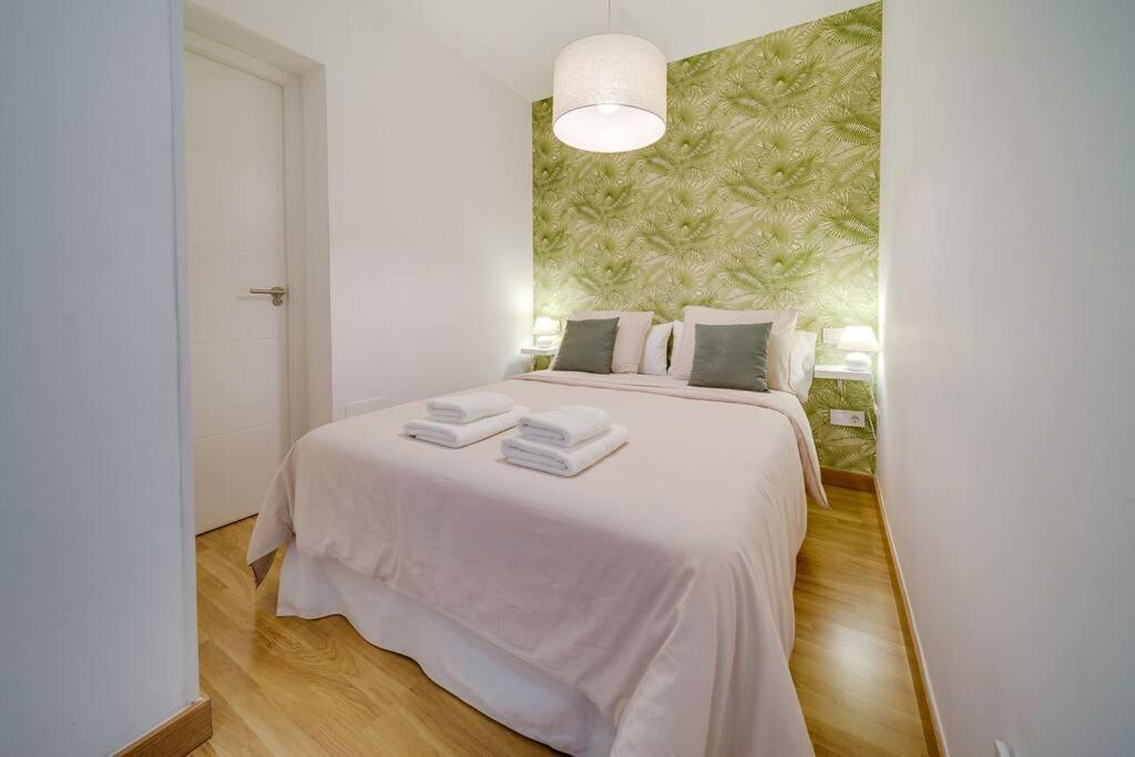 Encantador Apartamento Con Patio มาลากา ภายนอก รูปภาพ