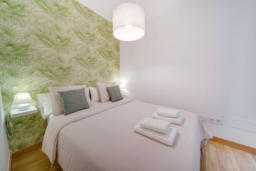 Encantador Apartamento Con Patio มาลากา ภายนอก รูปภาพ