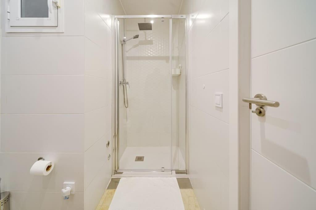 Encantador Apartamento Con Patio มาลากา ภายนอก รูปภาพ